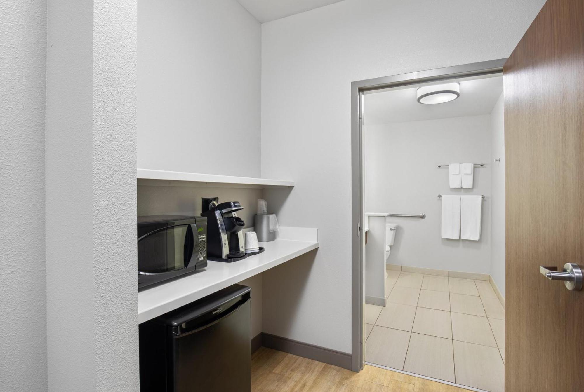 Holiday Inn Express & Suites - Carrollton West By Ihg Exteriér fotografie