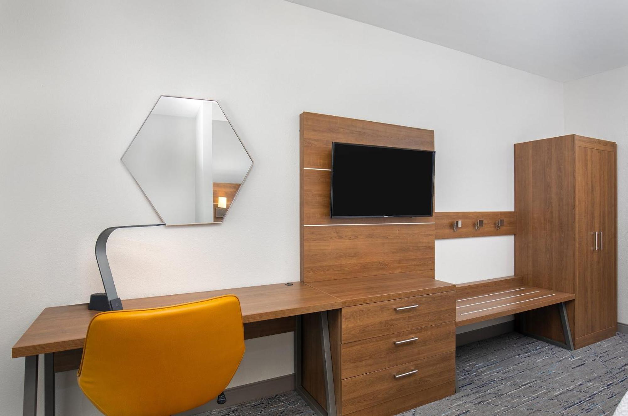 Holiday Inn Express & Suites - Carrollton West By Ihg Exteriér fotografie